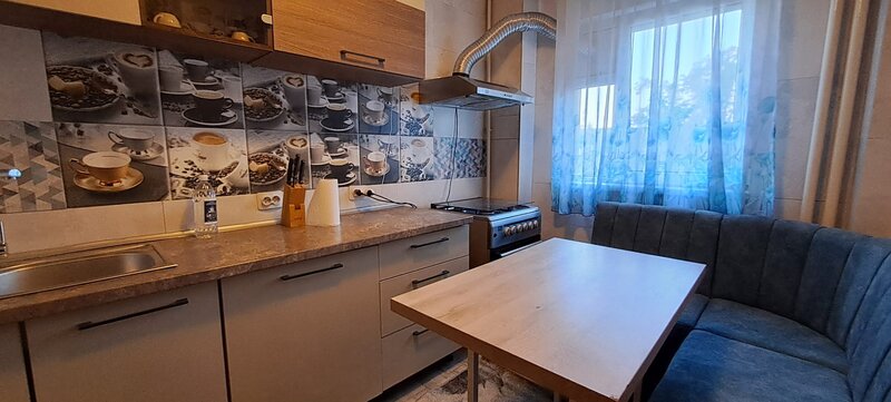 RAHOVA - Piata Rahova, stradal, 2 camere, mobilat si utilat modern