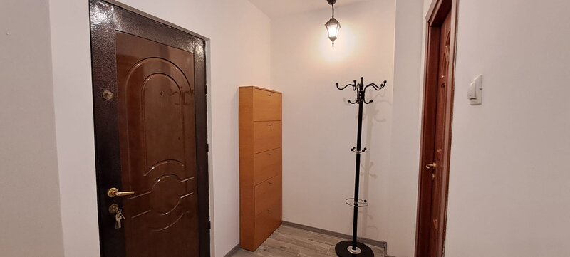 RAHOVA - Piata Rahova, stradal, 2 camere, mobilat si utilat modern